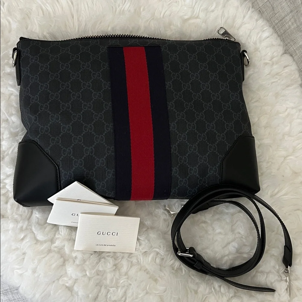 Gucci Men's Black and Navy Messenger Bag with Red Stripe